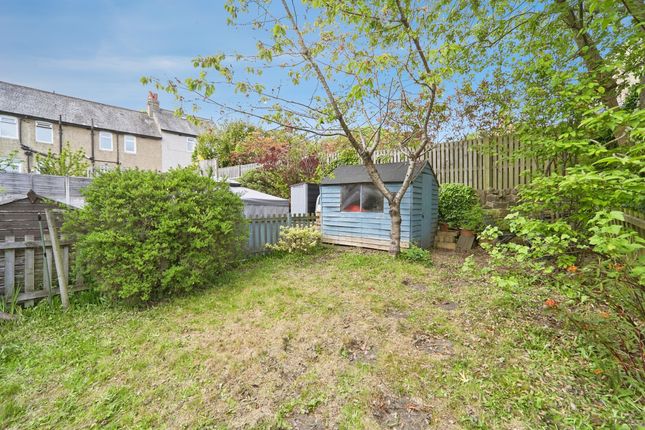 63, Rufford Avenue, Leeds photo 4