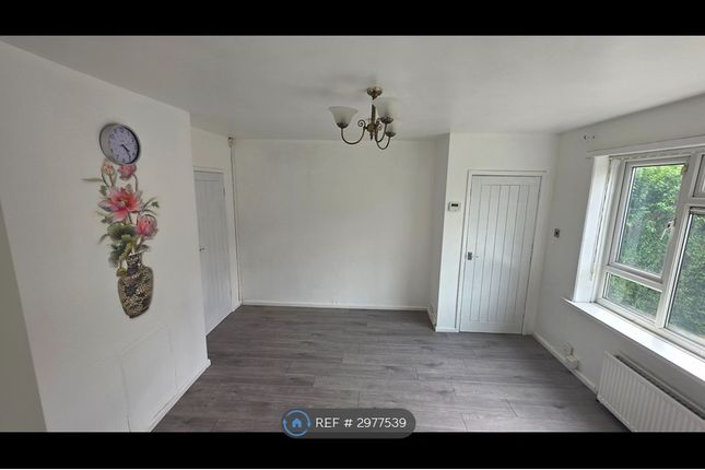 Beech Lane, Leeds photo 4