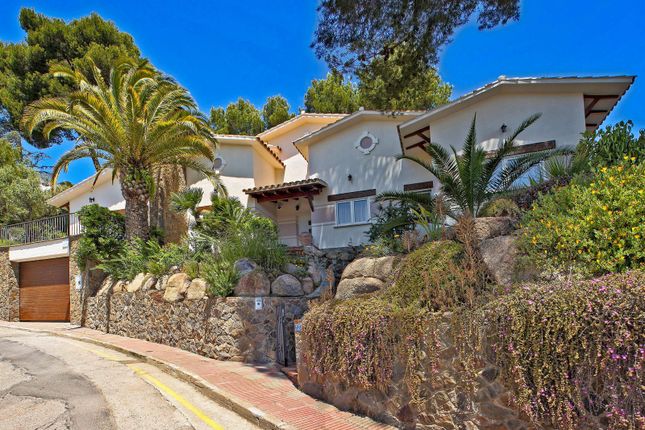 Villa for sale in Blanes, Costa Brava, Catalonia