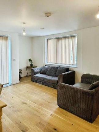 7, Altius Apartments, London photo 4