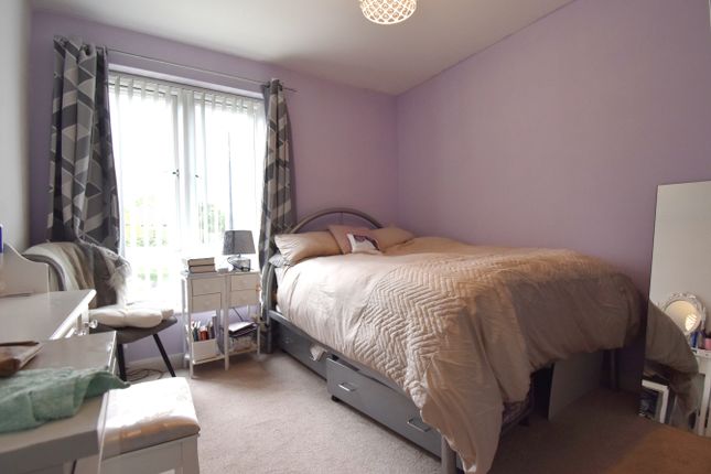 Flat 3, Mclellan Court, 25, Common Way, Coventry photo 4