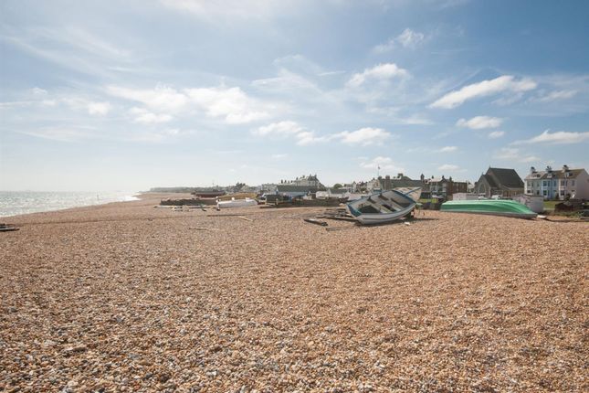 Thumbnail Terraced house to rent in Cornwall Road, Walmer