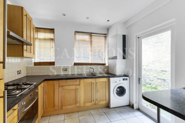 Flat for sale in Inverness Terrace, London