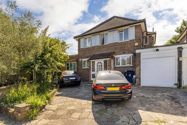 Thumbnail Detached house for sale in East Close, Ealing
