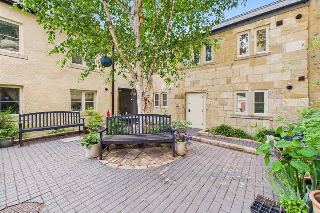 3, Chapel Mews, Chippenham photo 3