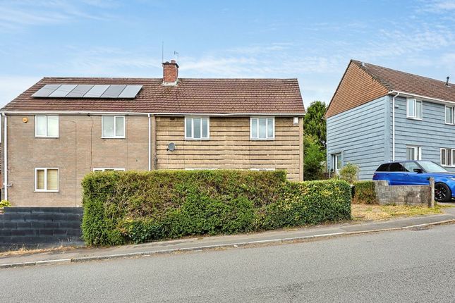 25 St. Cadocs Road, Pontypool photo 2