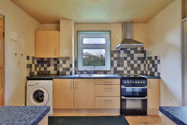 61, Hawthorn Avenue, Leeds photo 4