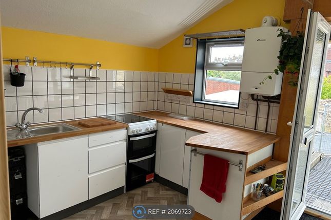 Thumbnail Flat to rent in Sandy Park Road, Bristol