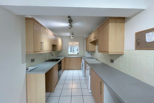 22, Hornchurch photo 2