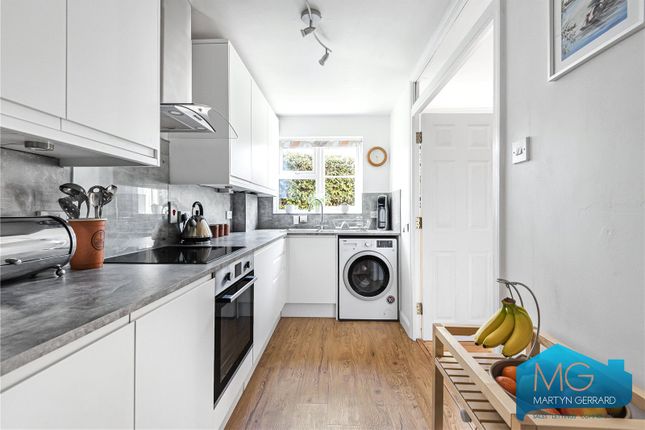 Flat for sale in Alexander Court, Hannay Lane, Crouch End, London