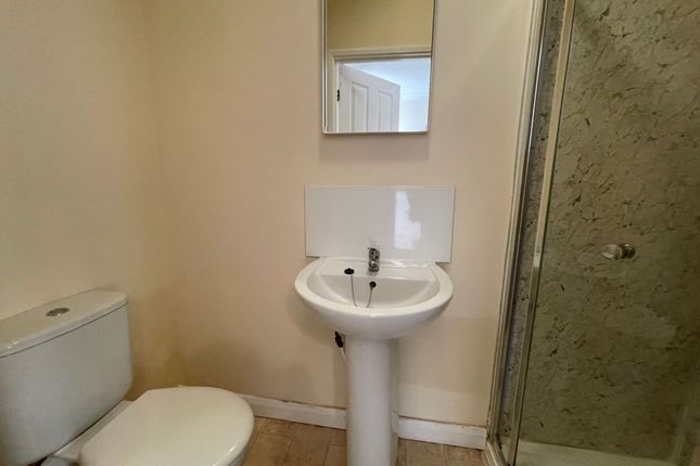 Room 1 24 Westmorland Street, South Yorkshire photo 3