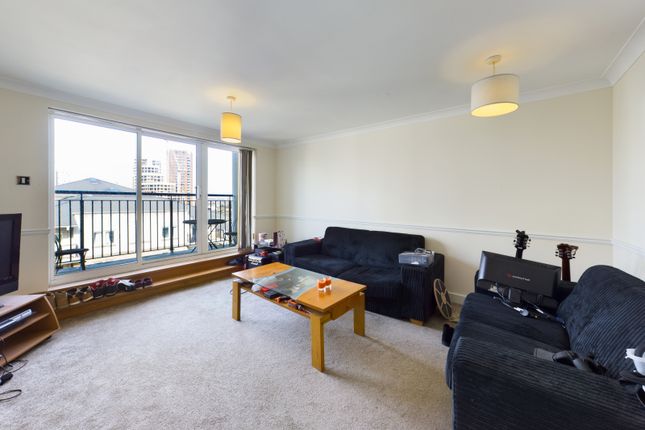 Thumbnail Flat to rent in Susan Constant Court, 14 Newport Avenue
