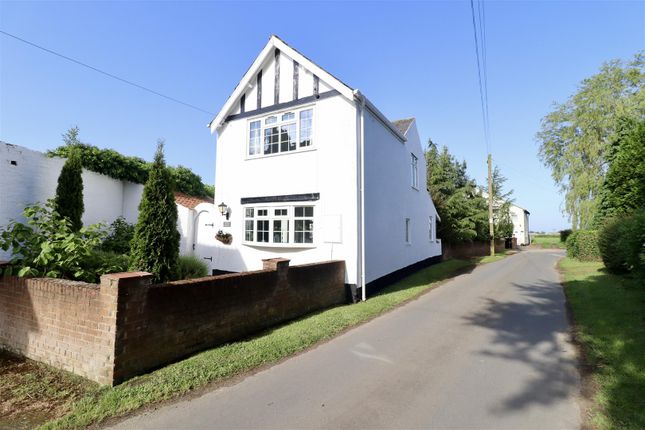 Thumbnail Property for sale in Ings Lane, Ellerker, Brough