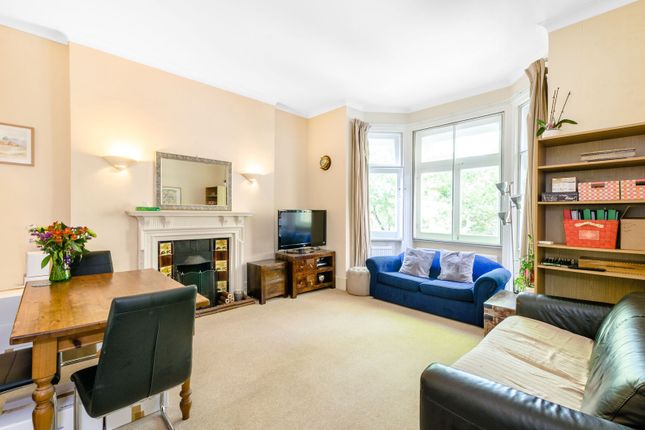 Fitzjohns Avenue, Hampstead photo 2