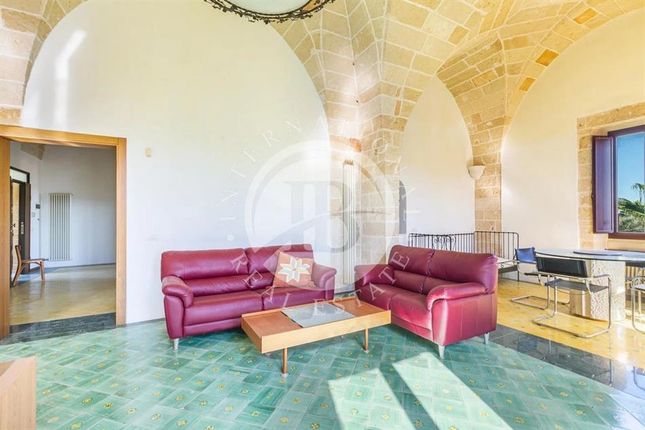 Villa for sale in Nardo, Puglia, 73048, Italy