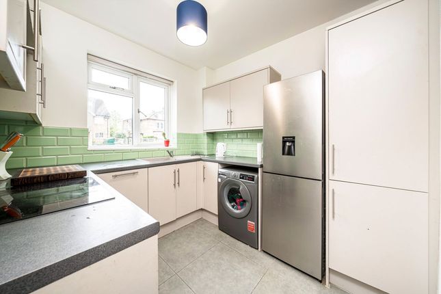 Flat 1  Deans Court, 45, Melford Road, London photo 4