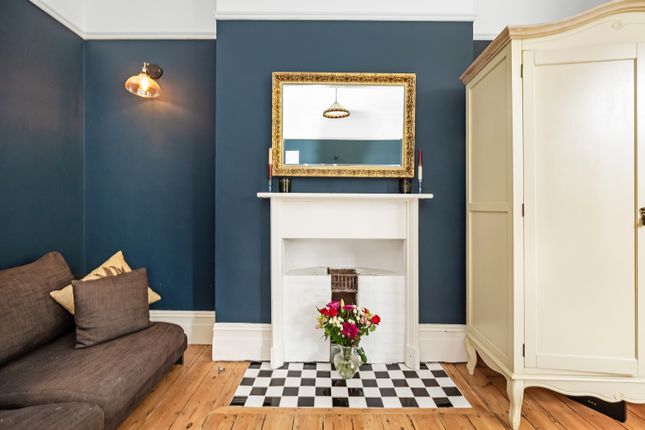 Flat for sale in Maberley Road, Upper Norwood, Croydon, London