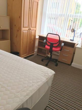 Thumbnail Shared accommodation to rent in Westwood Road, Coventry, West Midlands