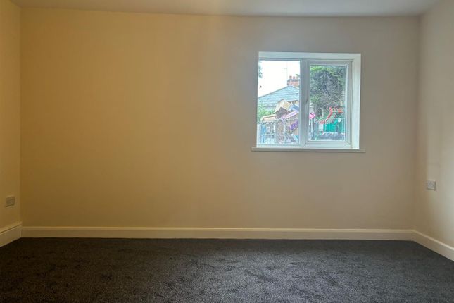 Thumbnail Flat to rent in Old Park Road, Dudley