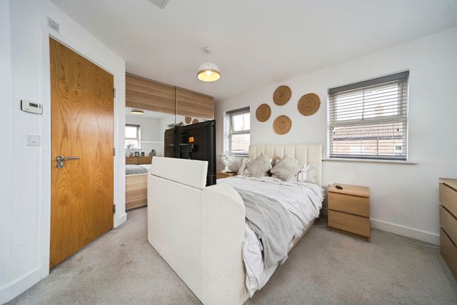 10, Asket Row, LEEDS photo 3
