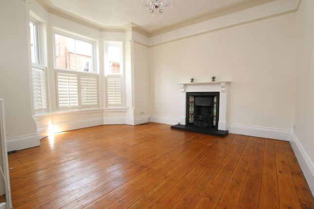 24 Epperstone Road, Nottingham photo 4