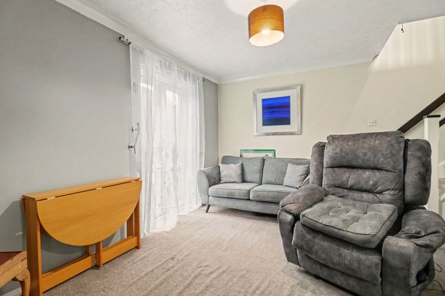 8 Watkin Road, Southampton photo 4