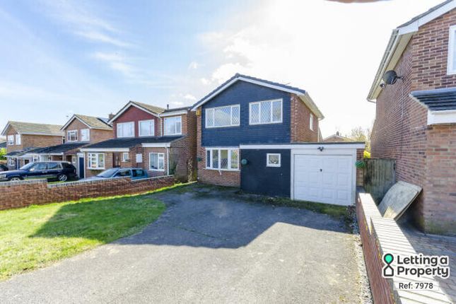 Detached house to rent in Dove Close, Basingstoke, Hampshire