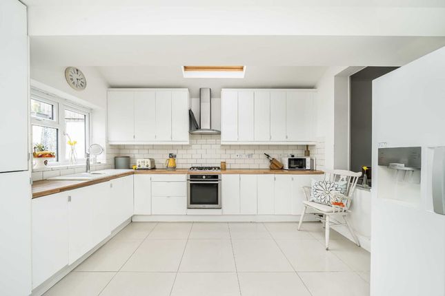 Terraced house for sale in Valliere Road, London