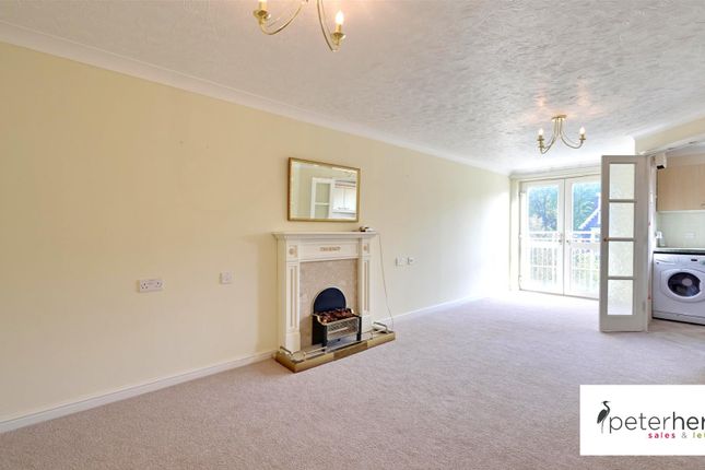 31, Sanford Court, Sunderland photo 2