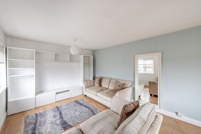 Flat for sale in Weaver Row, Stirling