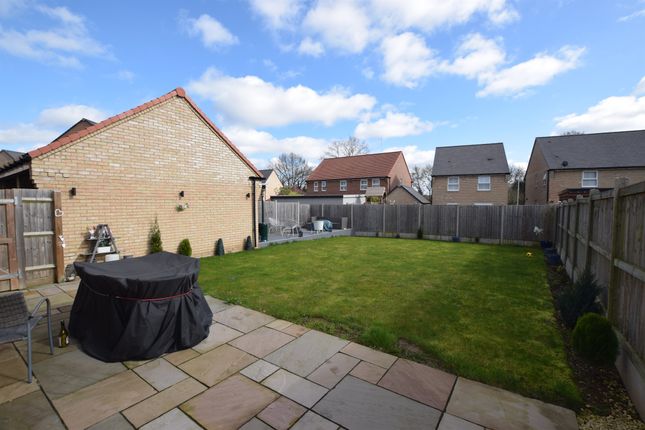 Detached house for sale in Rawlinson Chase, Halstead