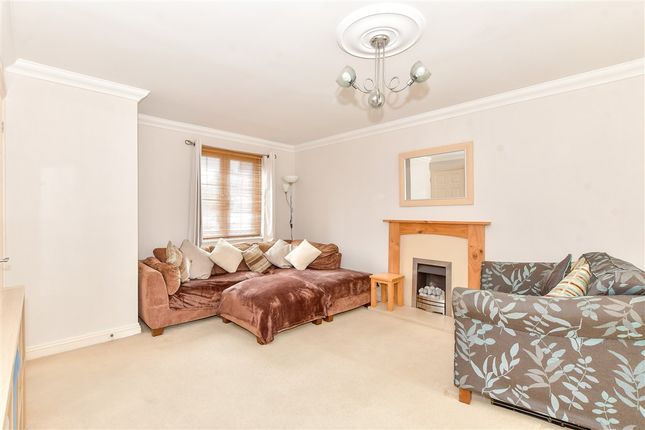 Fern Drive, Havant photo 4