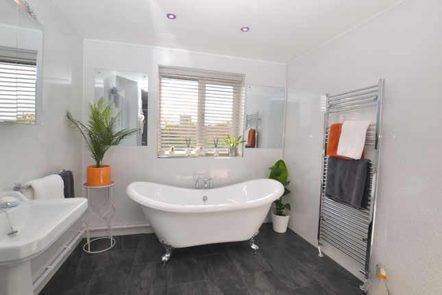 3, Highfield Close, Grantham photo 3