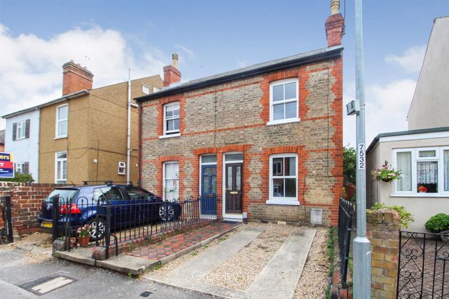 Thumbnail Terraced house to rent in Carnarvon Road, Reading
