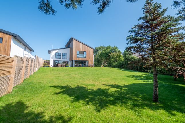 5, Carroll Rise, Holsworthy photo 2
