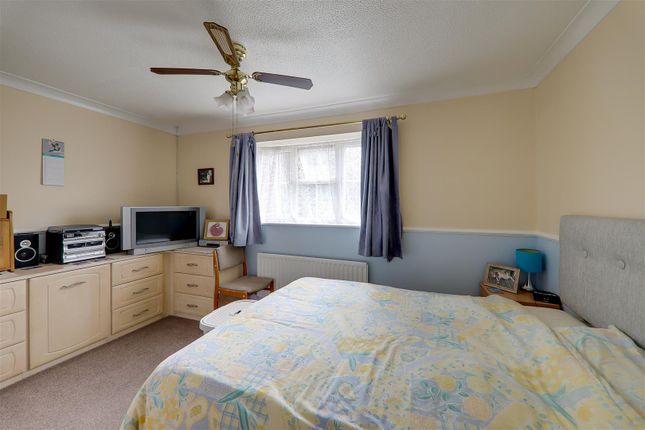 Terraced house for sale in Cypress Avenue, Worthing