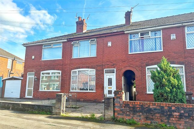 Thumbnail Town house for sale in Chestnut Street, Chadderton, Oldham, Greater Manchester