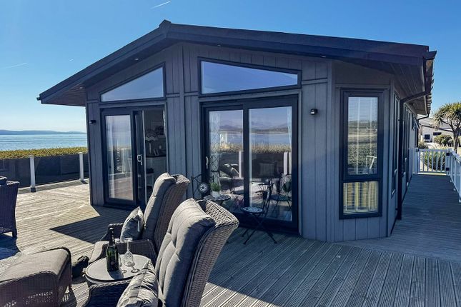 3-bed caravan on 4TG Gimblet Rock Holiday Park, Pwllheli, £220,000