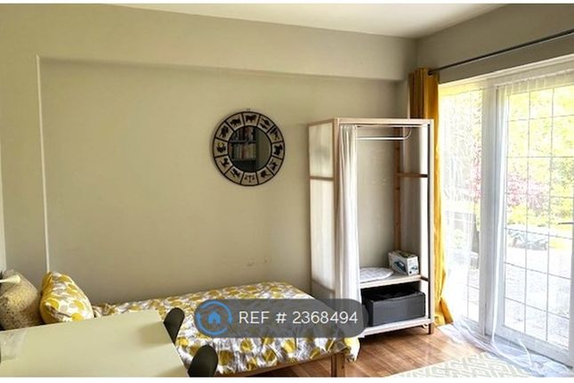 Spacious Single Room For Rent