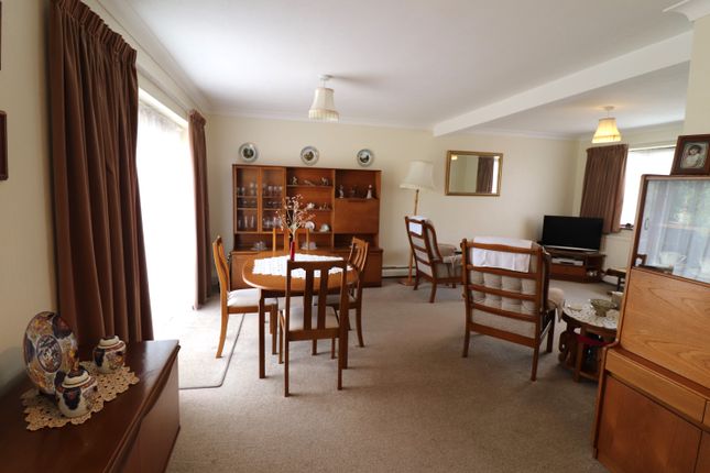 26, Valley Road, Tasburgh photo 4