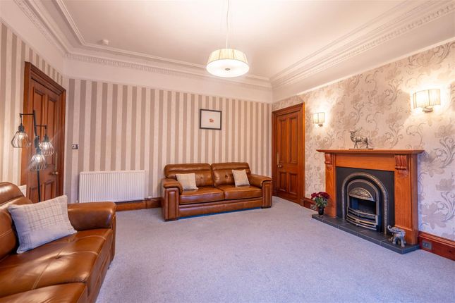 38, Glasgow Road, Perth photo 5