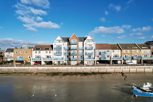 Flat for sale in Broad Reach Mews, Shoreham-By-Sea