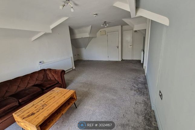 Flat, Swansea photo 5