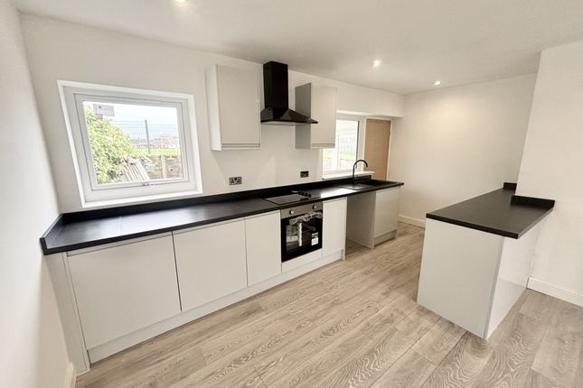 59, Crofton Avenue, Bispham photo 3