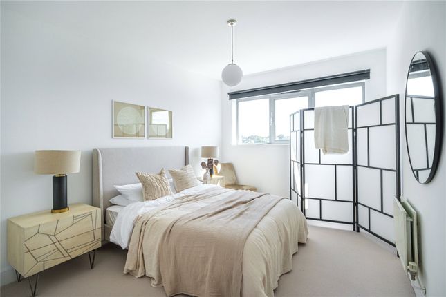 Flat for sale in Lanesborough Court, 1 Chillingworth Road