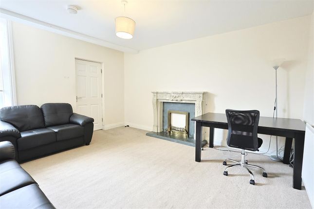 Hazelwood Avenue, Newcastle Upon Tyne photo 5