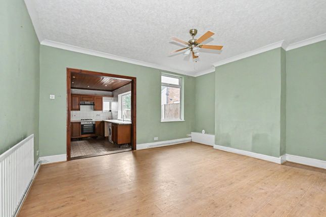15 Pelham Street, Sutton-In-Ashfield photo 4