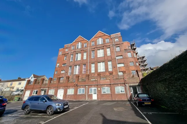 Property 1 of 12. Main Image