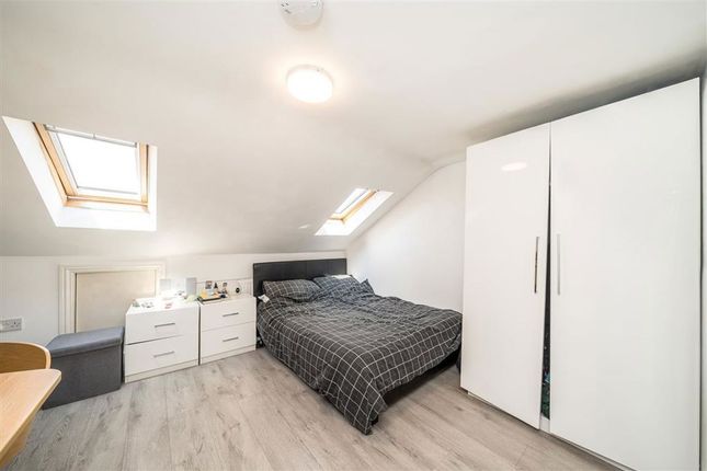 9, Revelon Road, London photo 4
