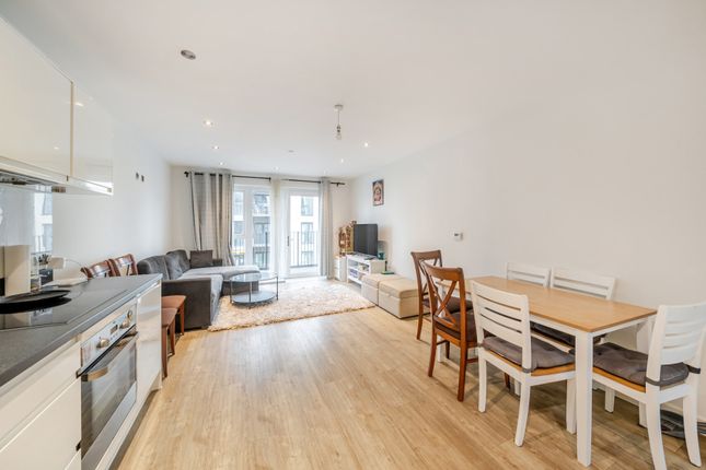 2-bed flat on Flat 3, Halley House, 32, Westmoreland Road, London, £390,000